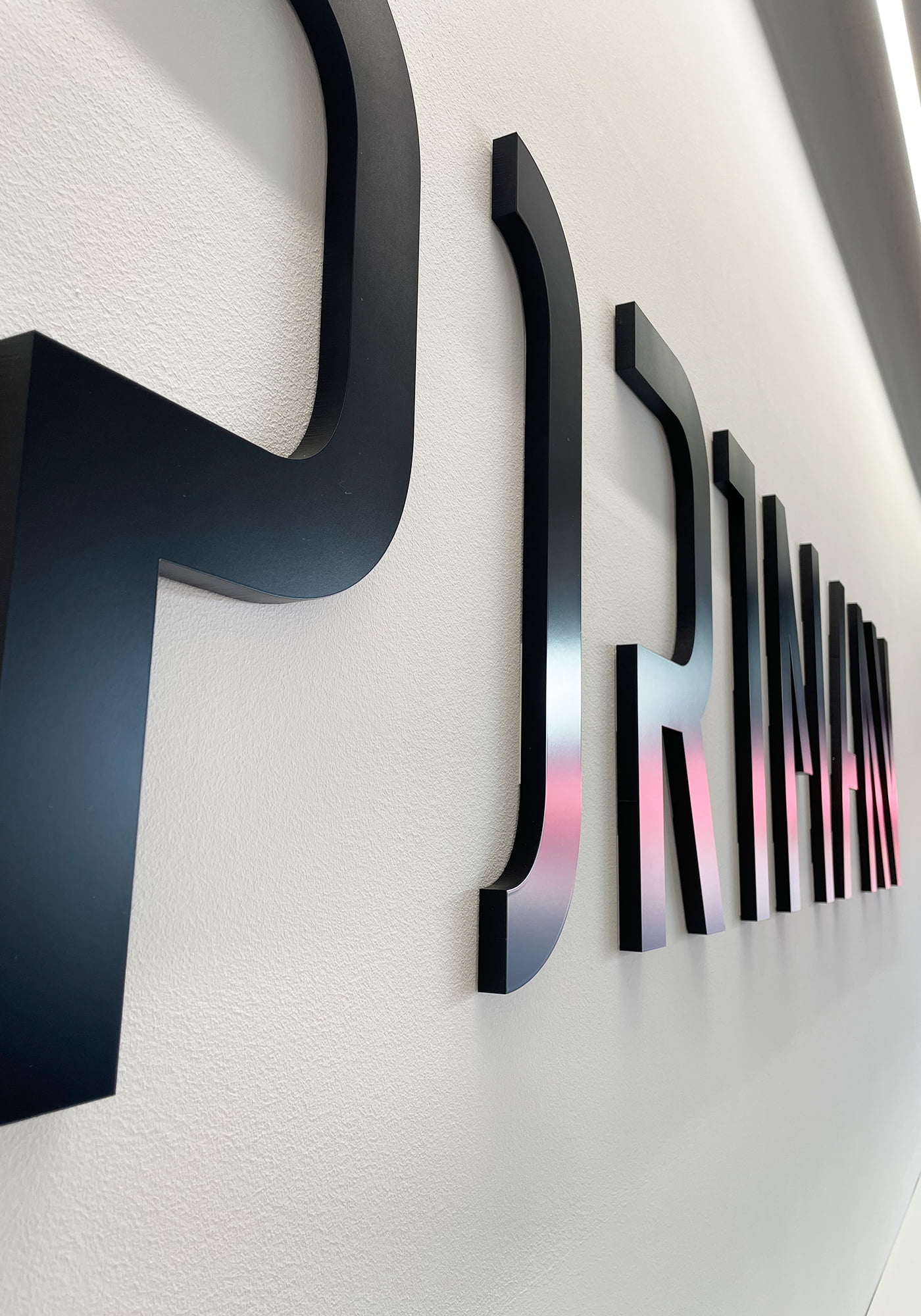 Visual_Emotion_Referenzen_3D-Schriften-Logos_24