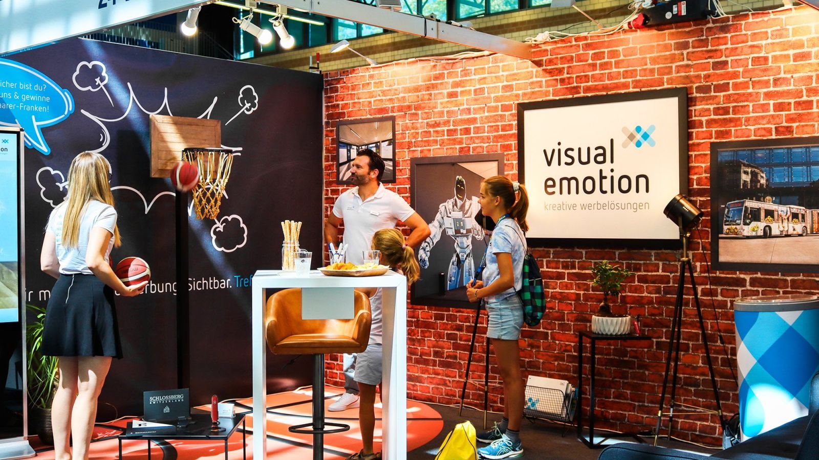 Visual_Emotion_Angebot_Werbetechnik_Events-POS_Messestand